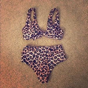 Cheetah top and bottom bikini size Small!